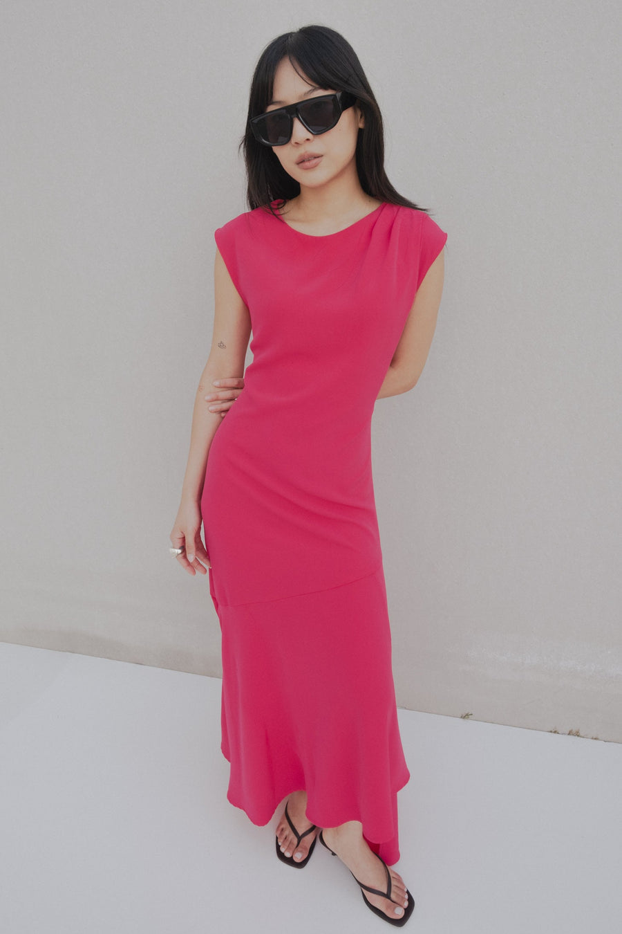 robe midi asimetrico image 1