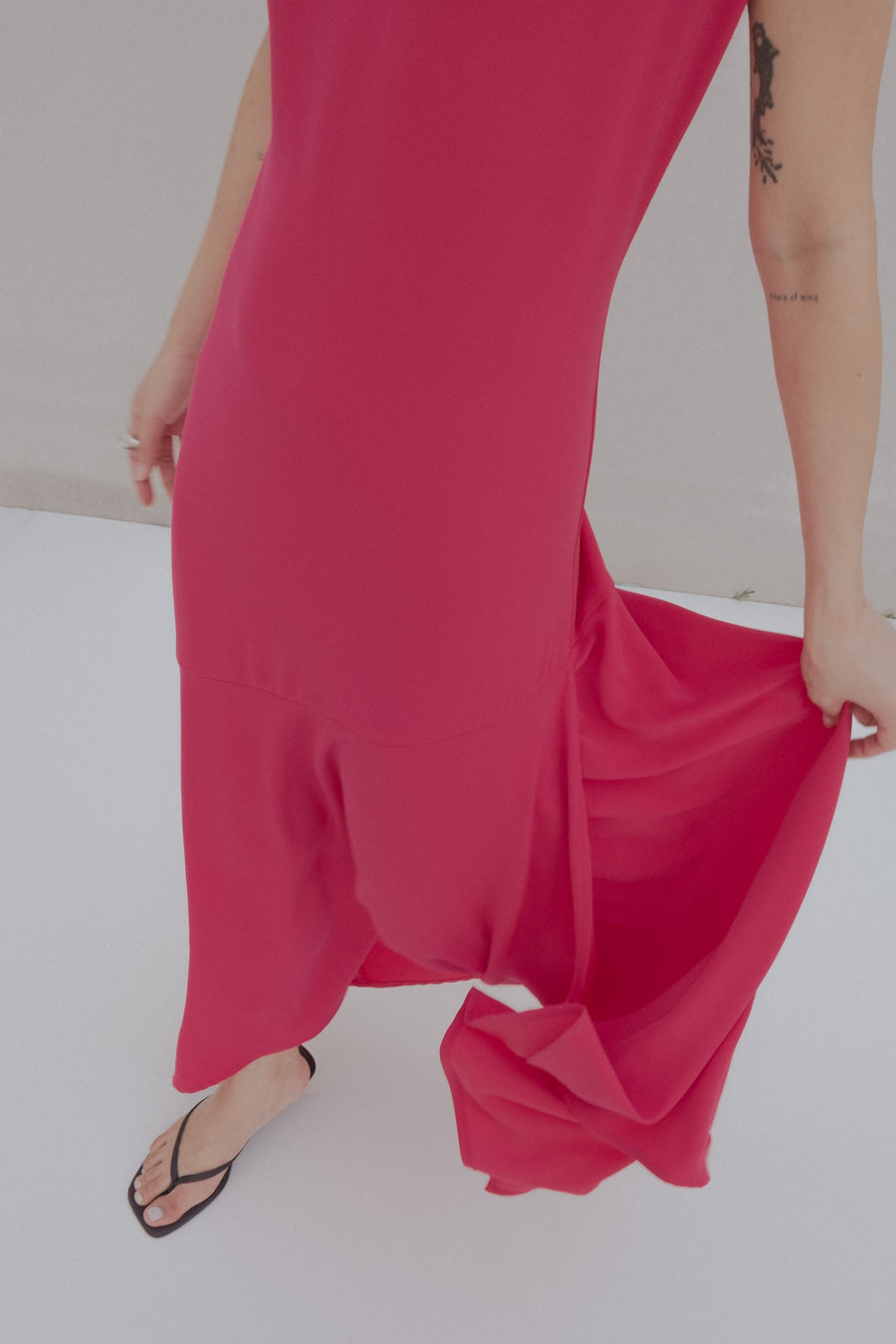 robe midi asimetrico image 4