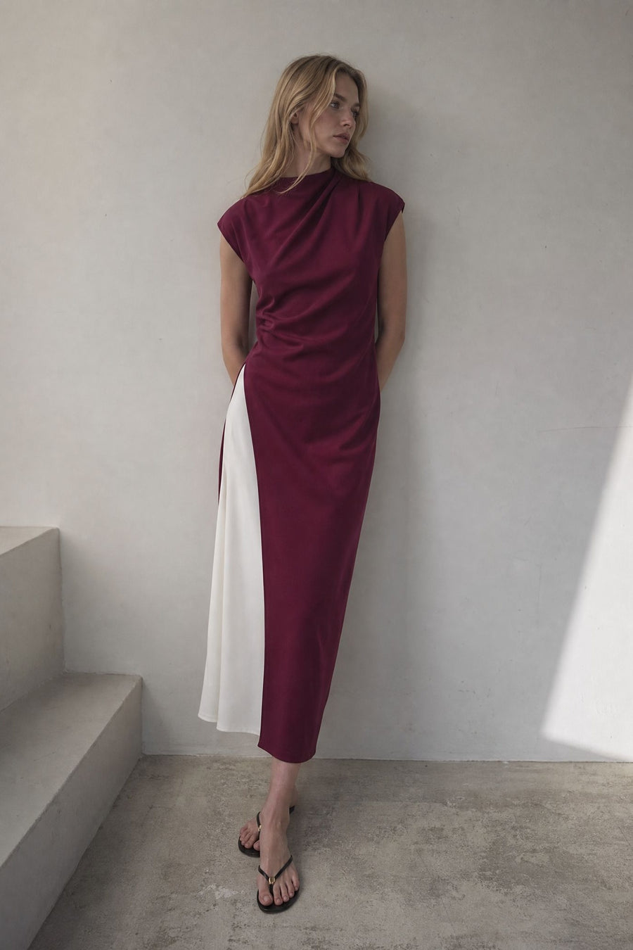Robe midi bicolore bordeaux et blanc