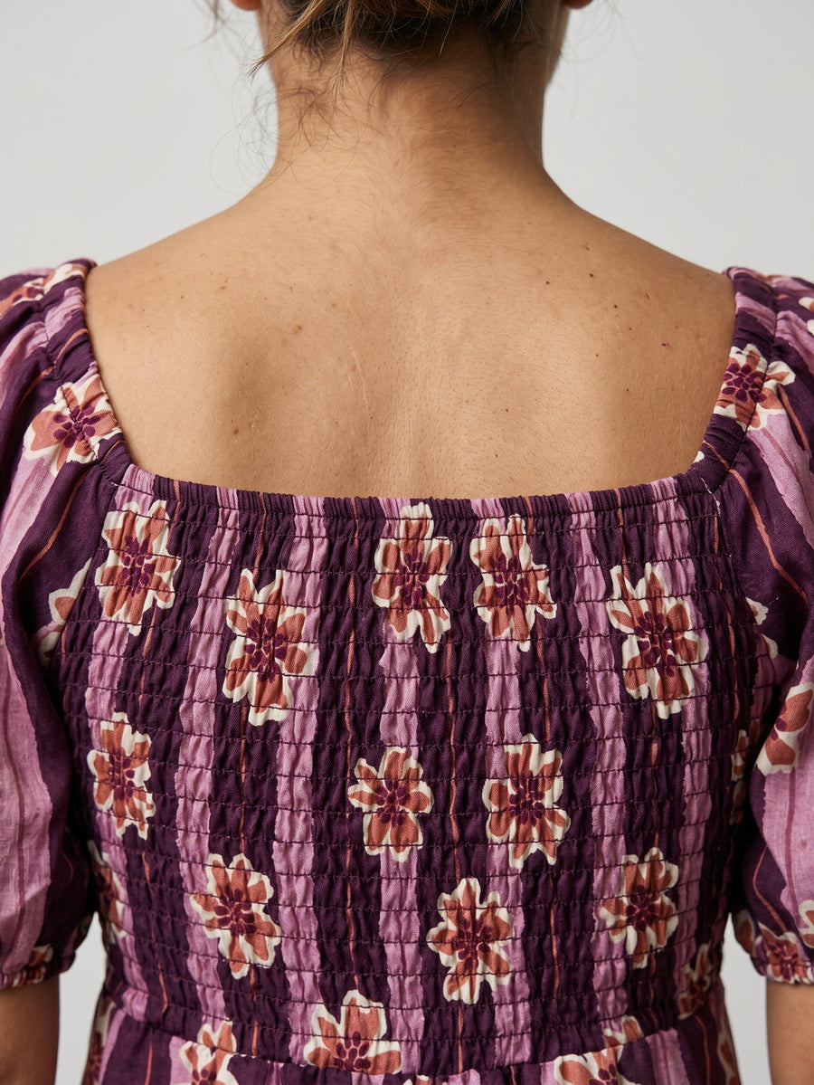 robe violette détail dos smocké
