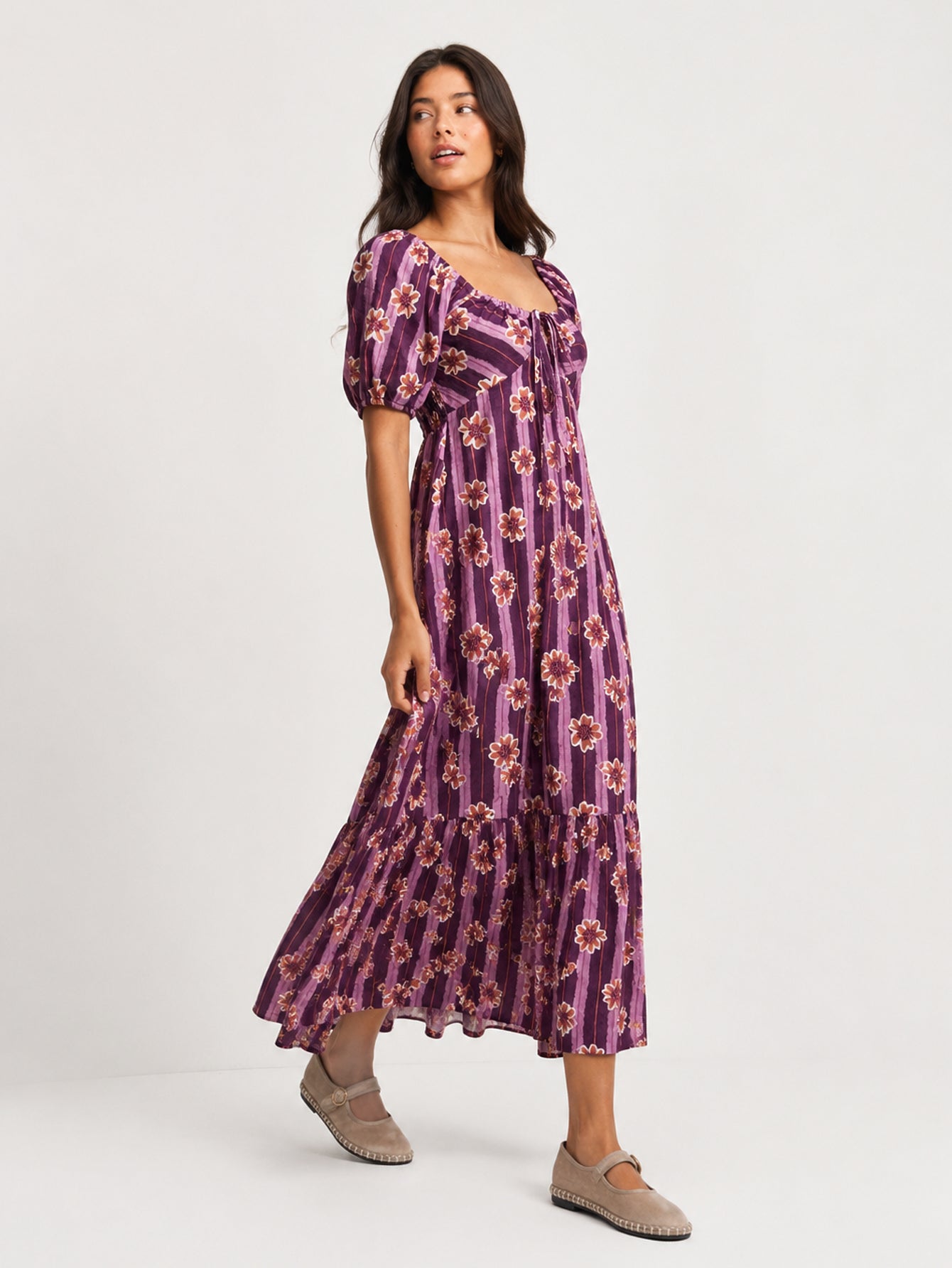 robe midi violette bas volanté