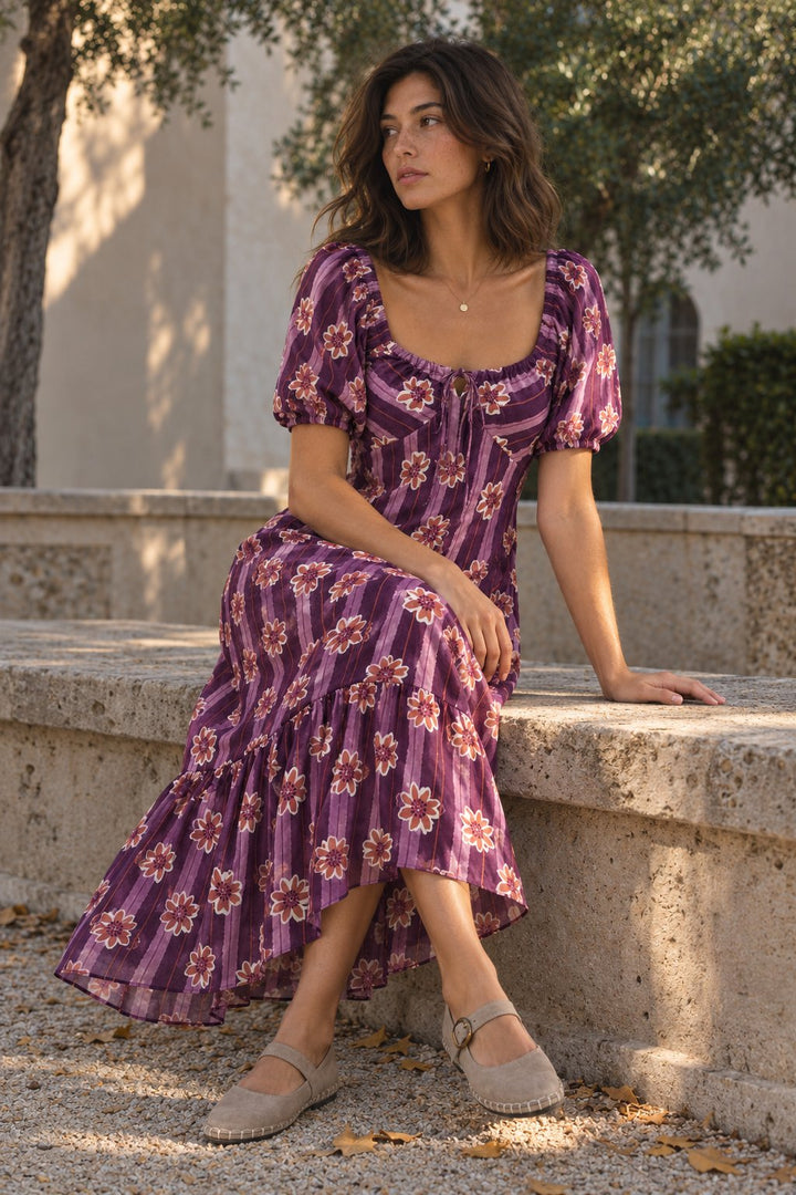 Robe midi fleurie à manches bouffantes