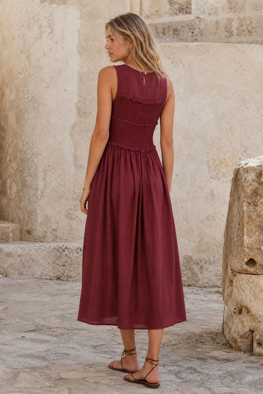 Robe midi fluide à buste smocké