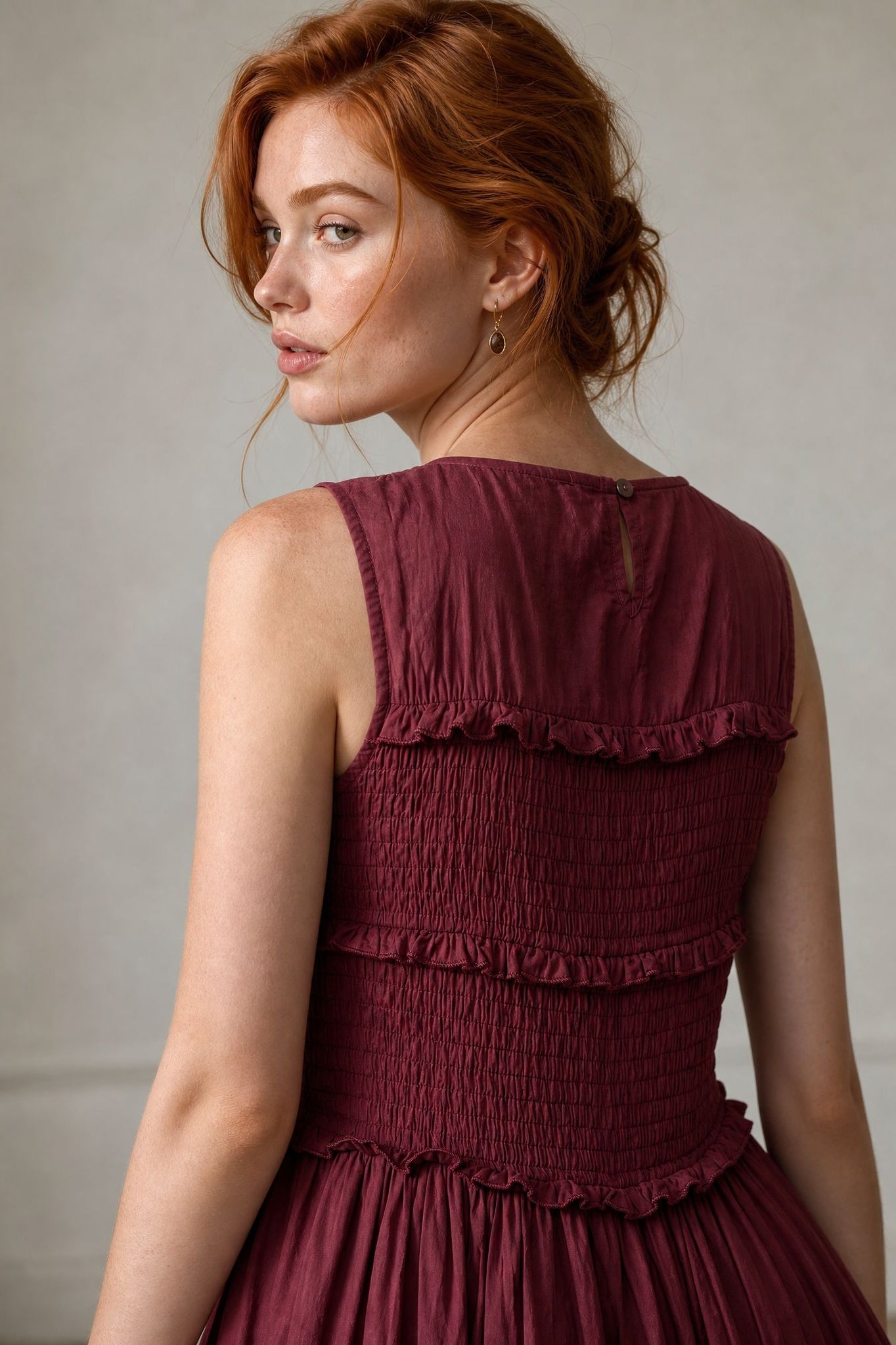 Robe midi fluide à buste smocké