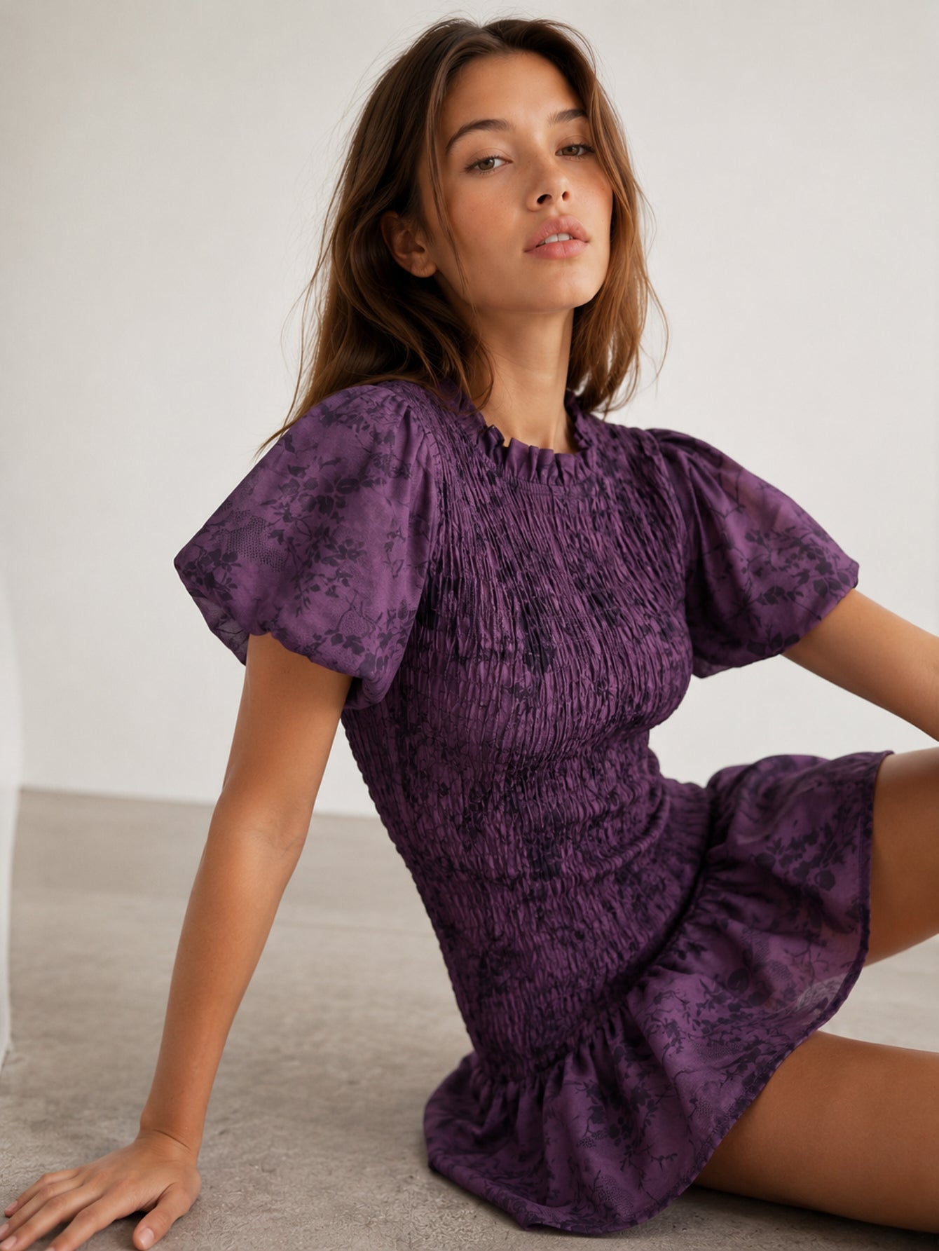 Détail des smocks robe violette