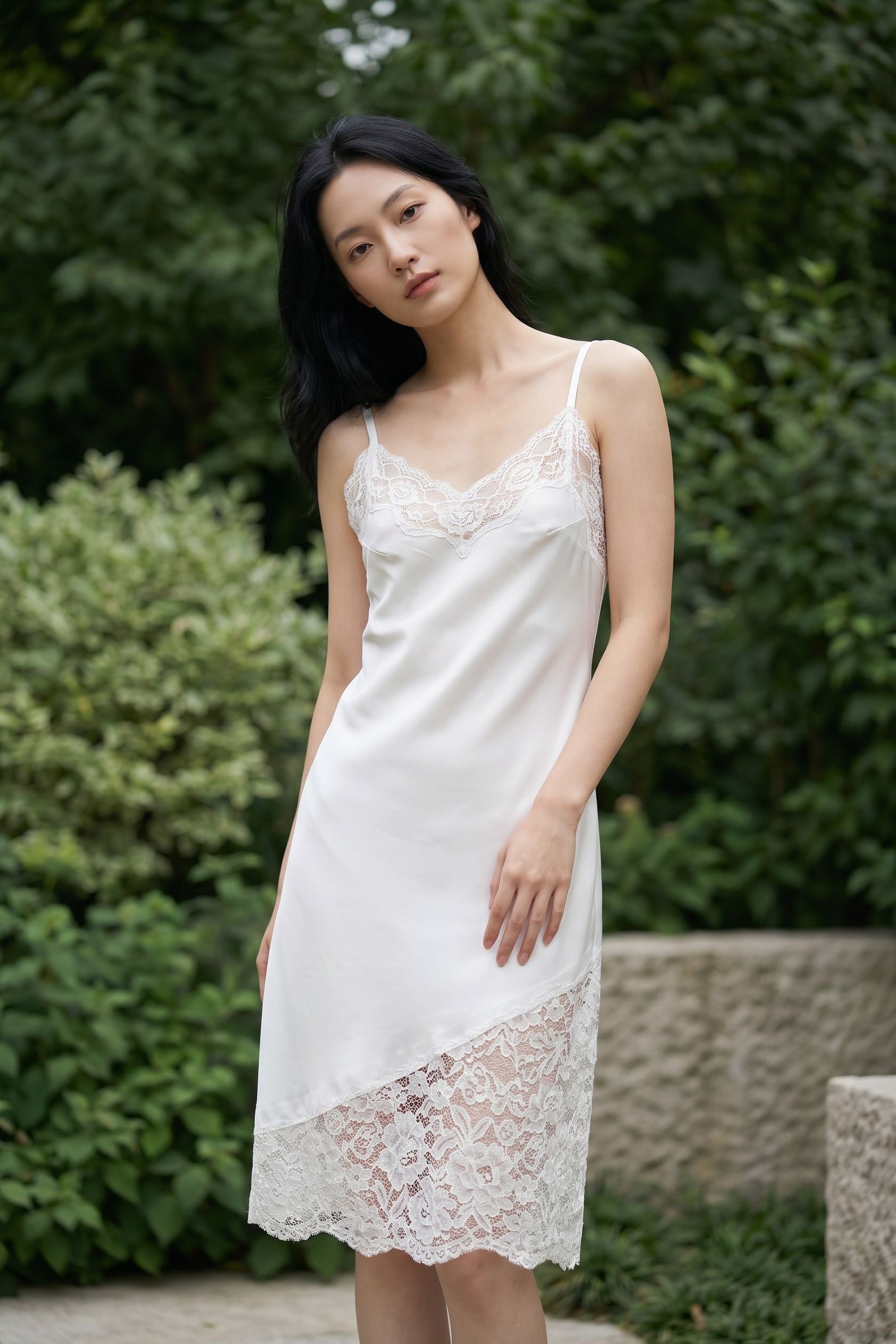 Robe nuisette crème coupe droite