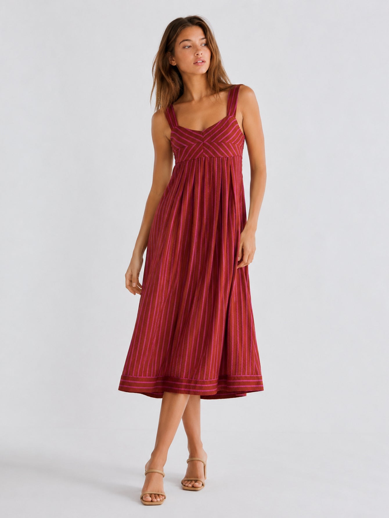Robe midi rayée bretelles larges vue de face