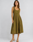 Robe midi rayée vert olive vue de face