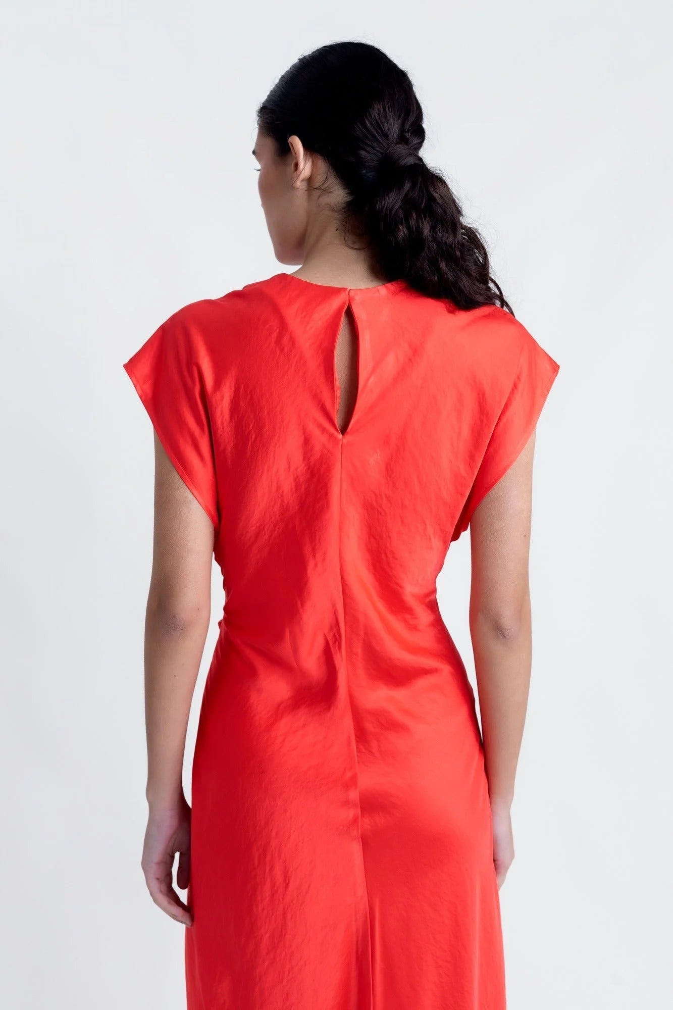 Robe rouge longue sans manches avec dos en trou de serrure, Robe Rouge Longue