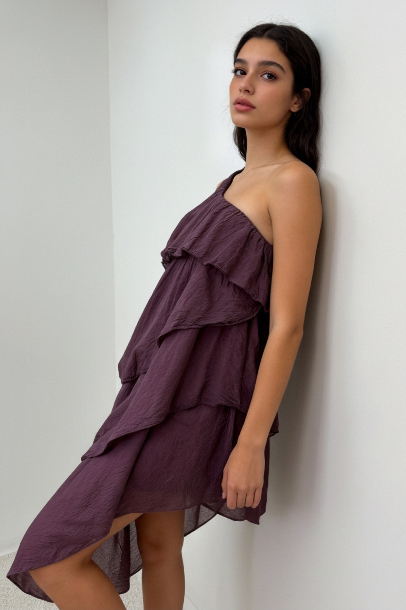 robe une epaule prune a volants highlow image 3