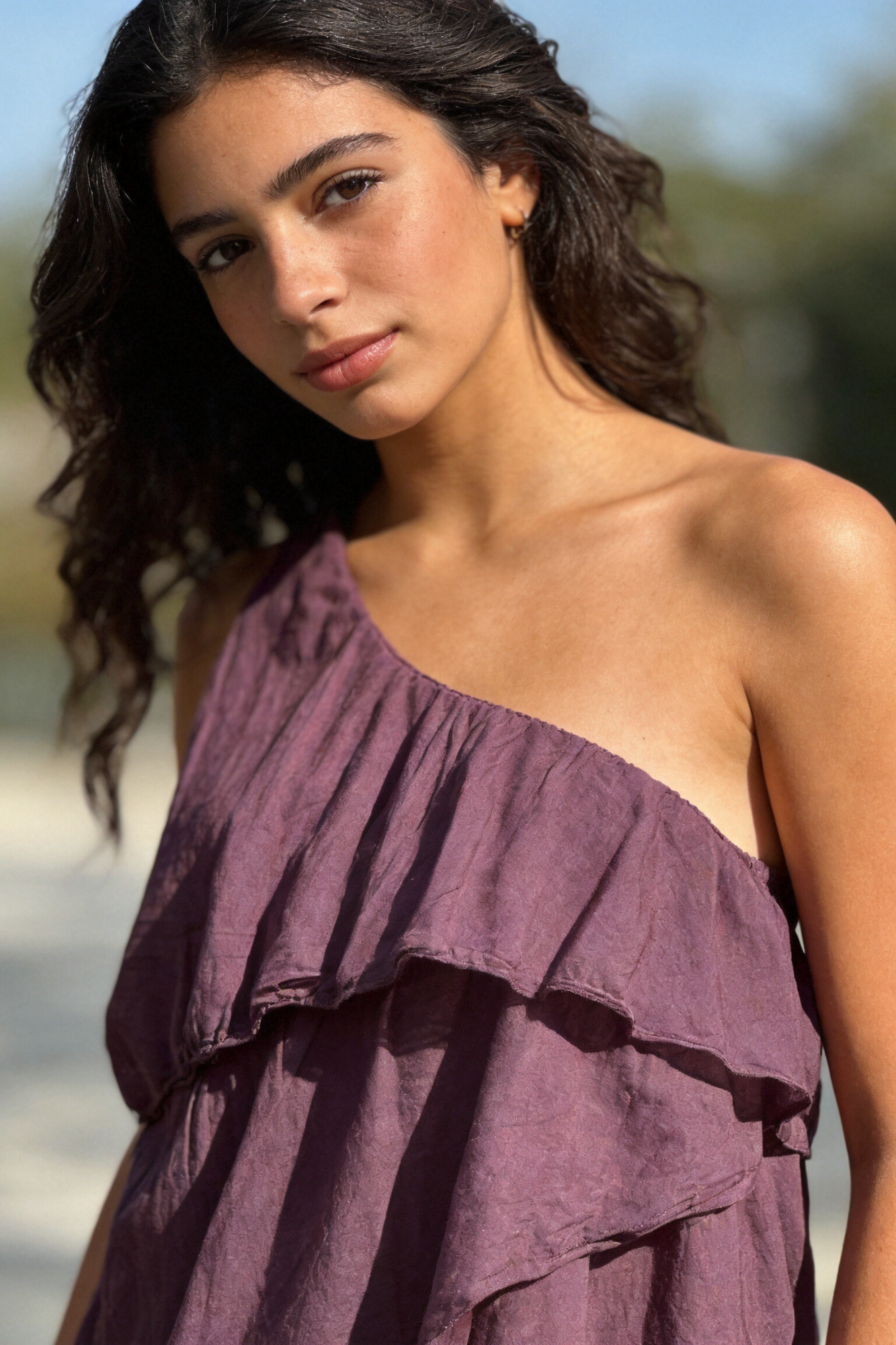 robe une epaule prune a volants highlow image 4