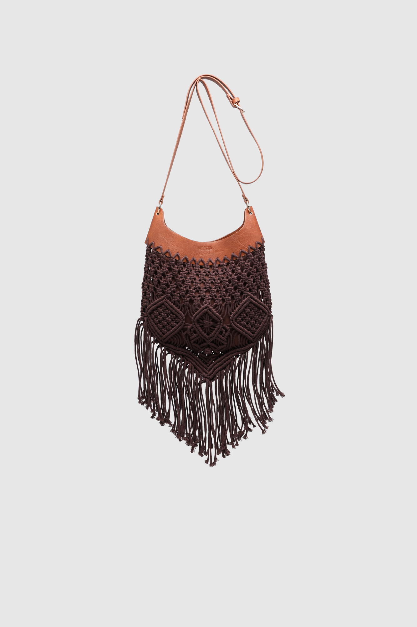 sac en macrame a longues franges image 2