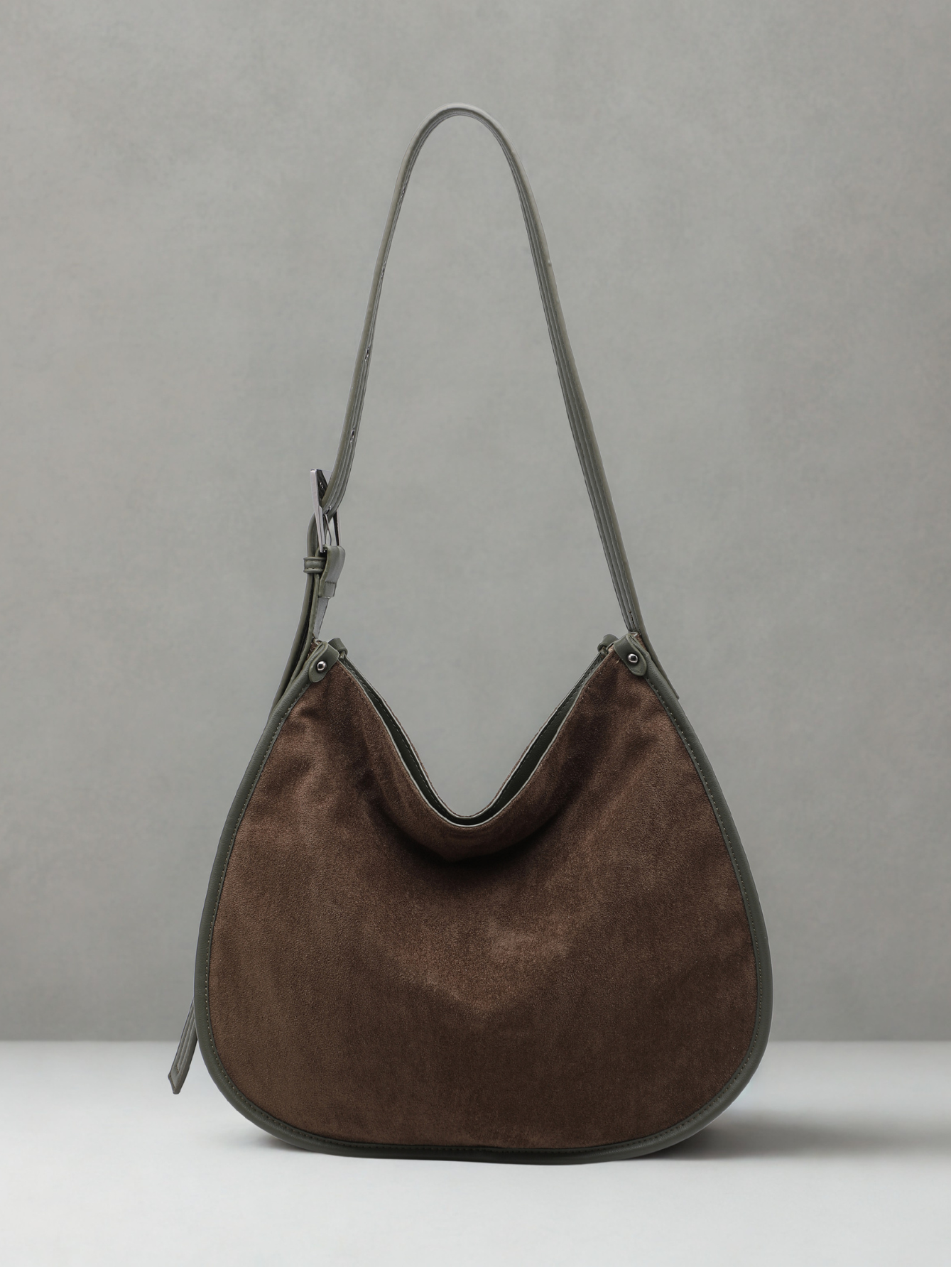 Sac hobo aspect daim brun