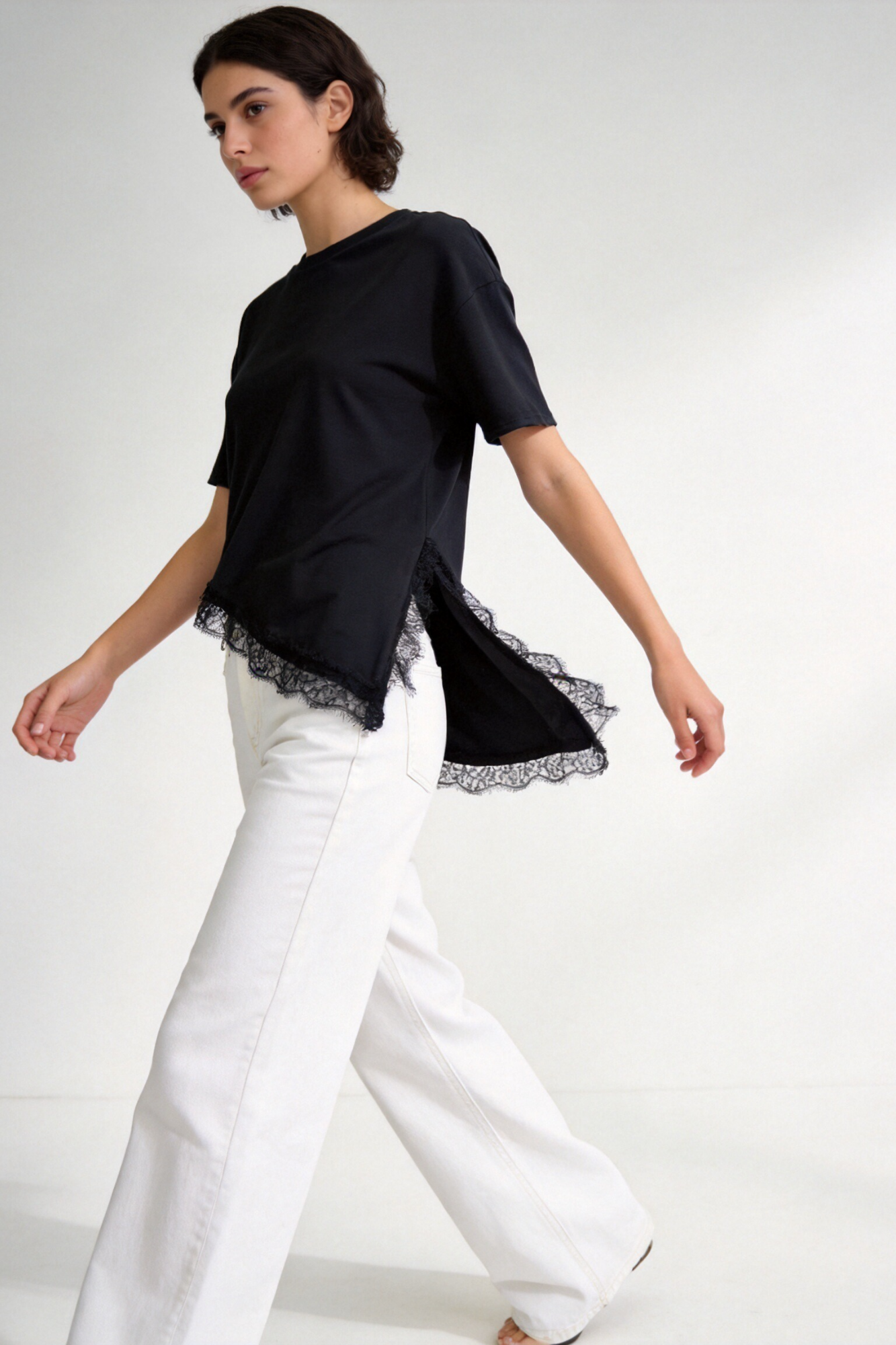 Top asymétrique dentelle noir