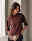 Top brun col rond bas pailleté et dentelle
