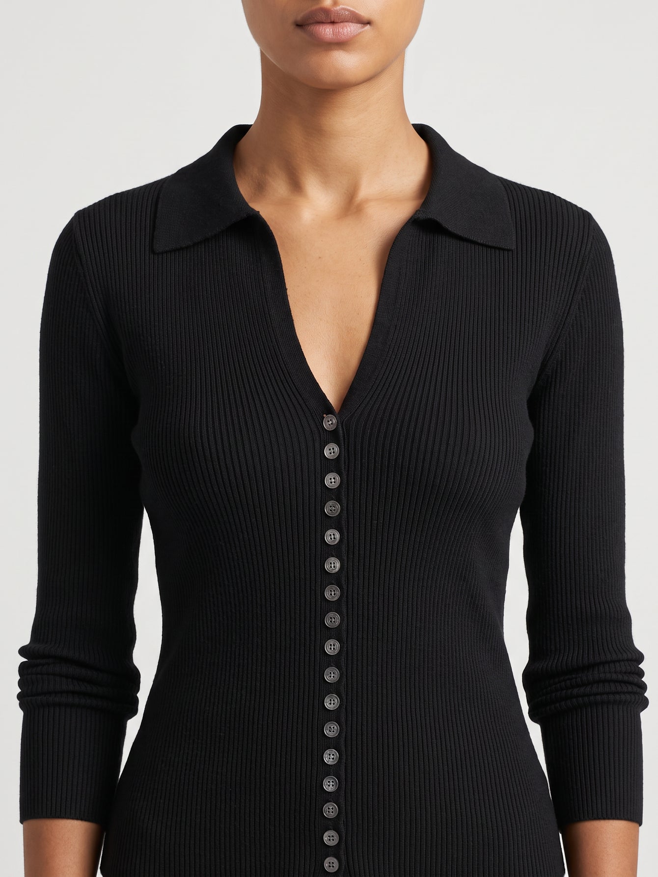 Cardigan boutons ton sur ton noir