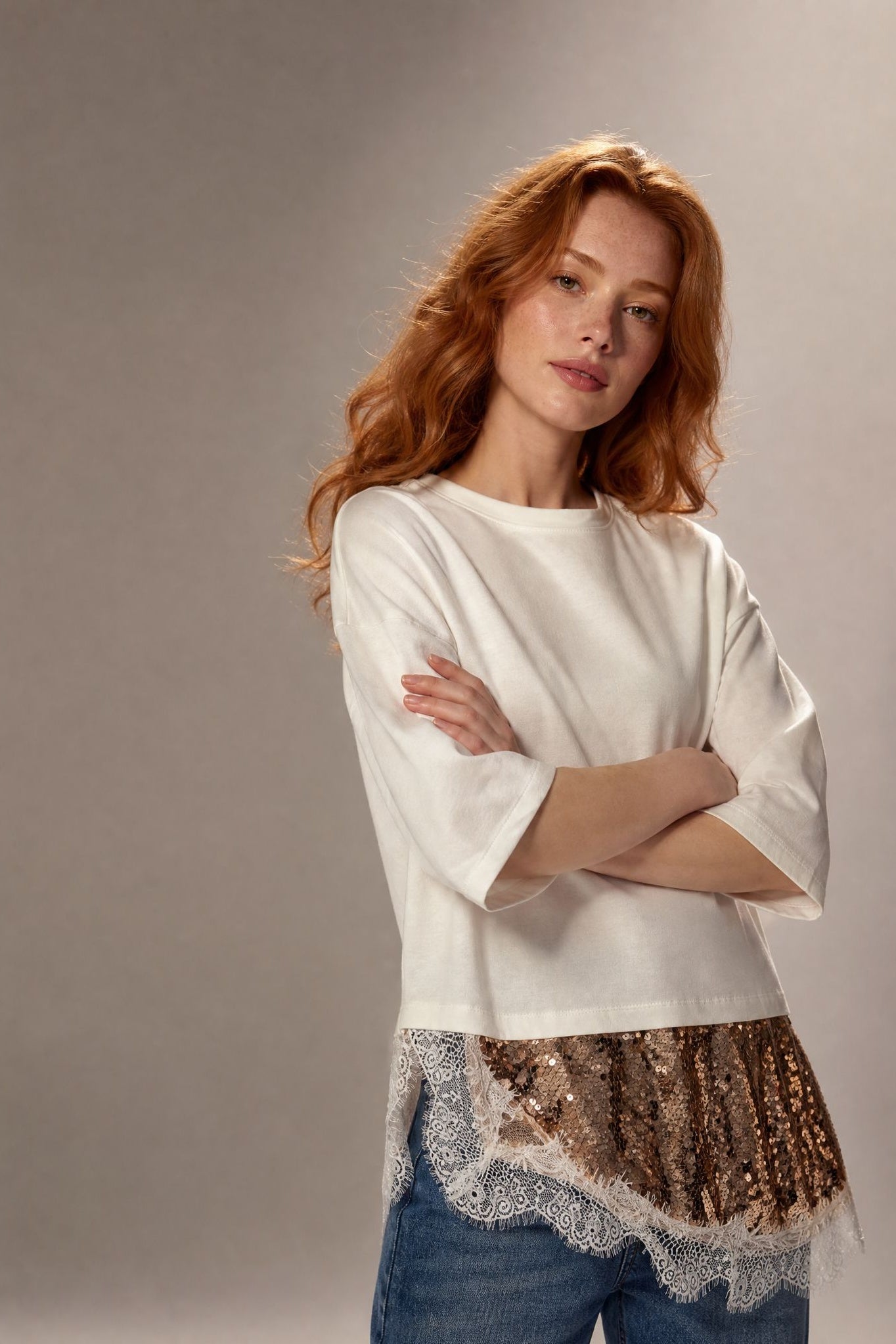 Top crème manches 1 2 sequins et dentelle