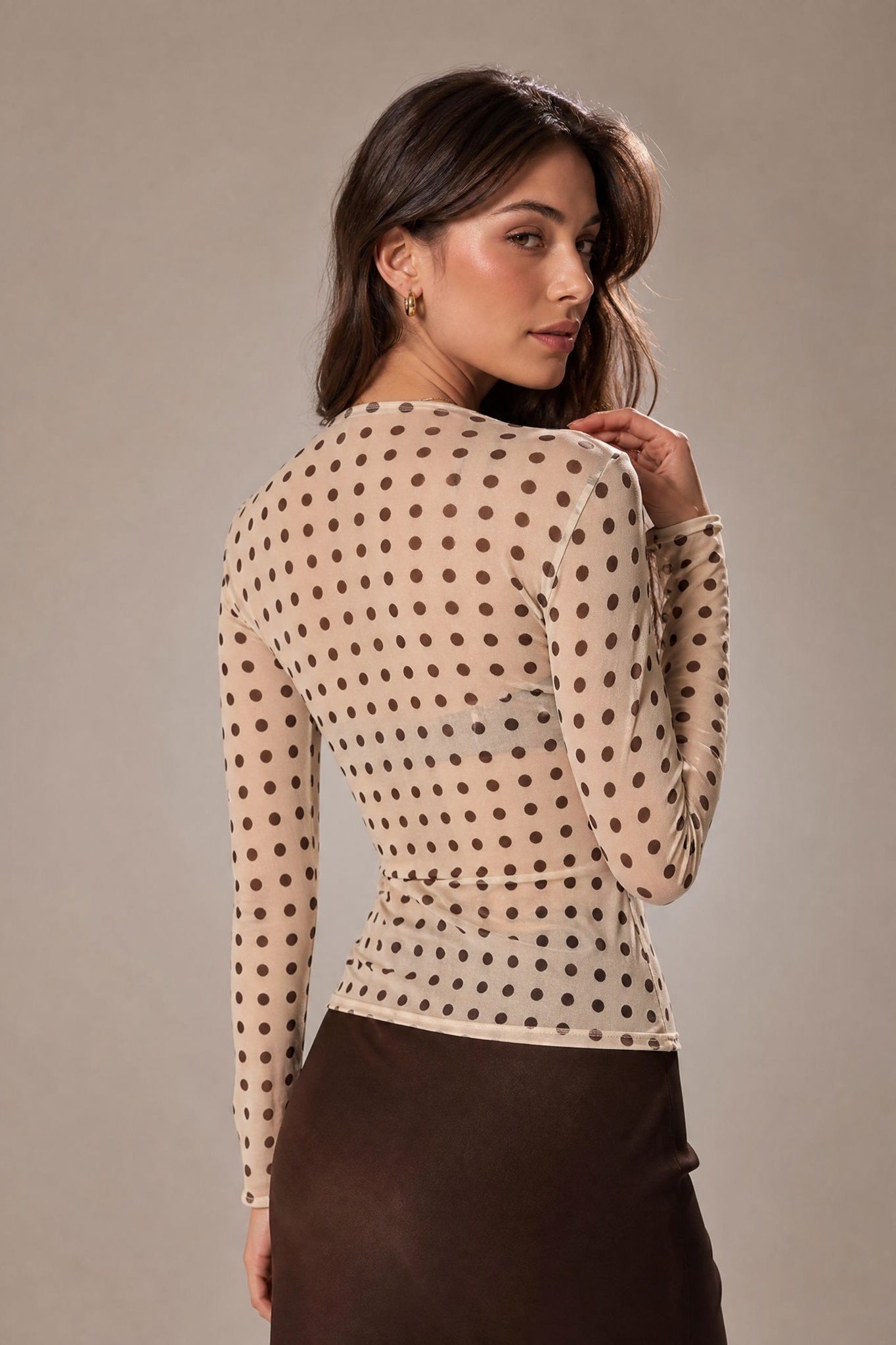 top tulle beige à pois extérieur