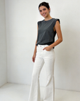 t shirt tachuelas image 1