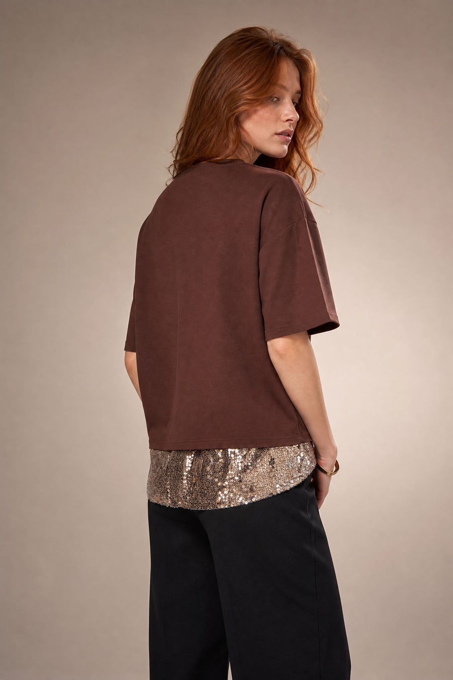 Top T shirt brun à ourlet pailleté