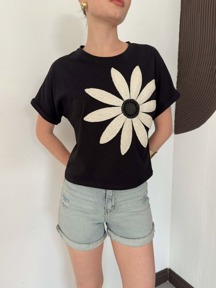 t shirt fleuri manches courtes image 3