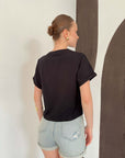 t shirt fleuri manches courtes image 4