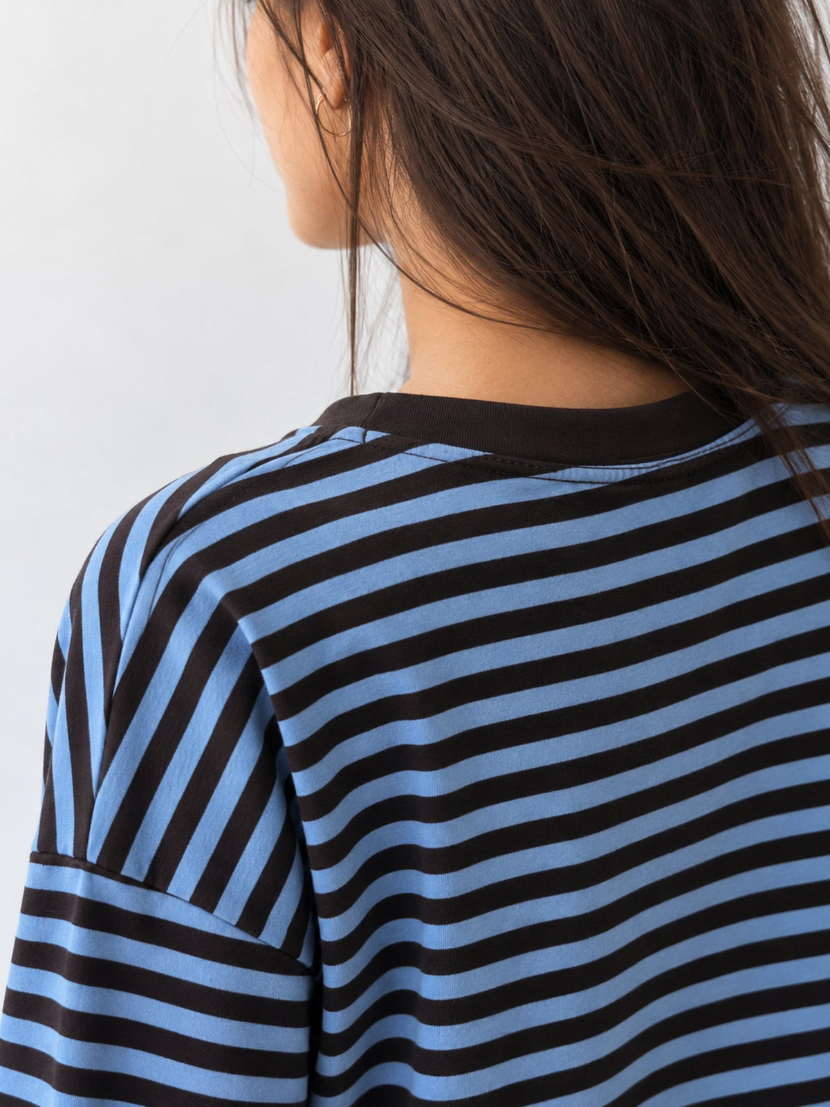 T shirt rayé détail épaule tombante
