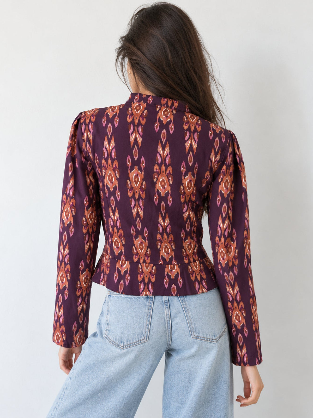 dos de la veste à basque violette