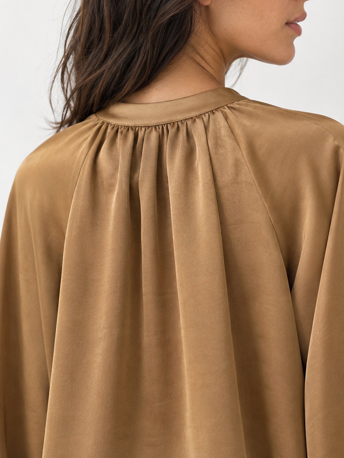 veste bomber satinée camel col et zip
