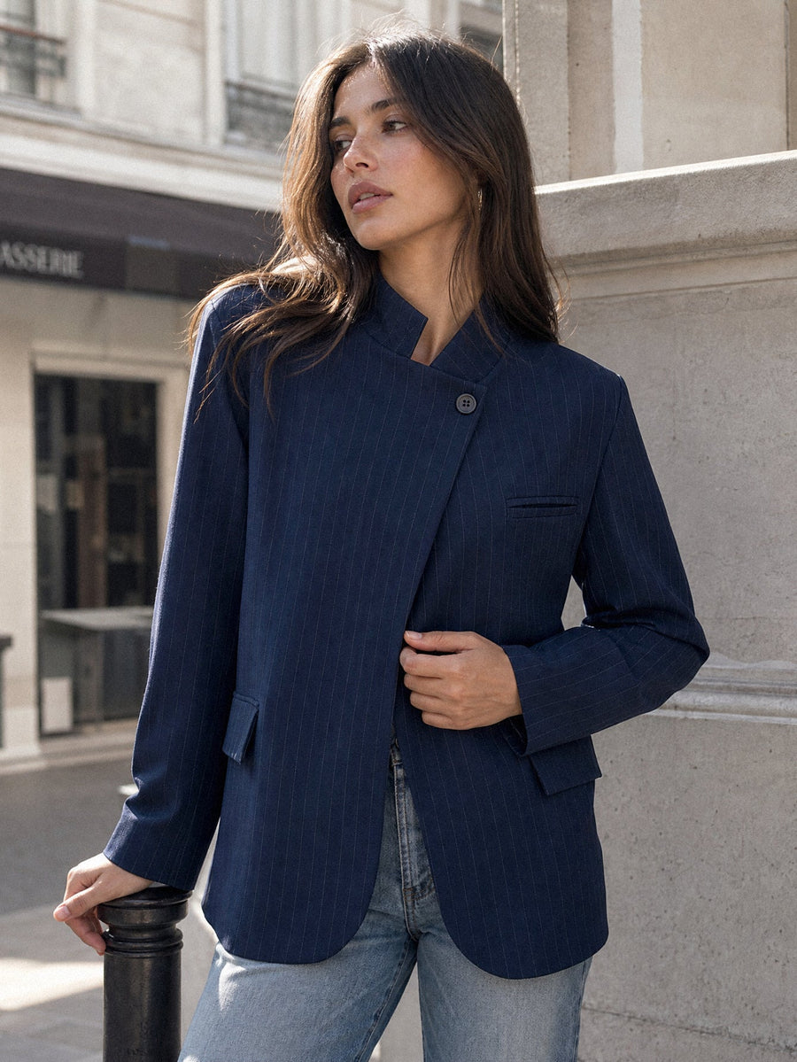 veste col officier bleu nuit rayée fermeture asymétrique