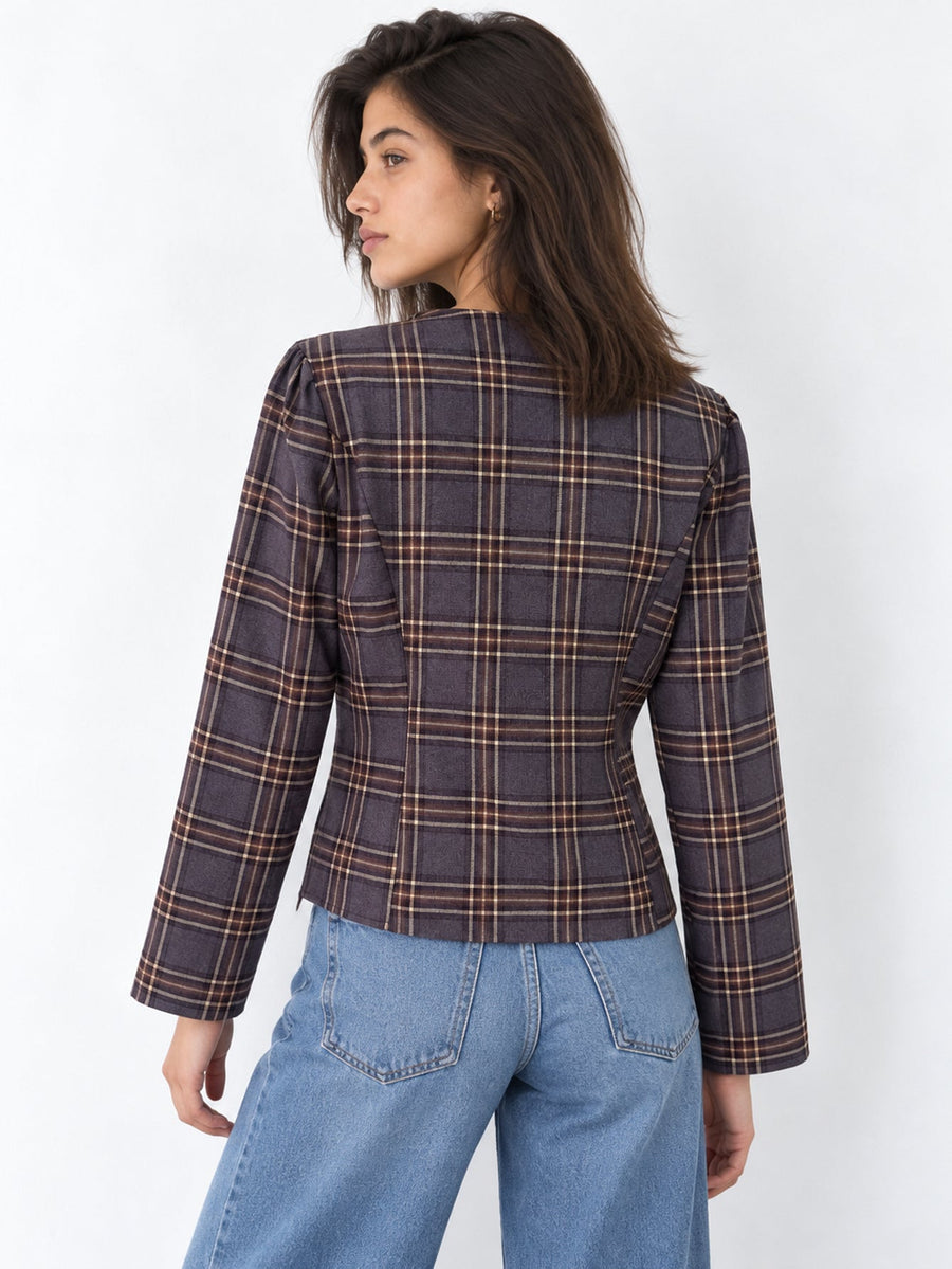 Dos de la veste bordeaux coupe cintrée
