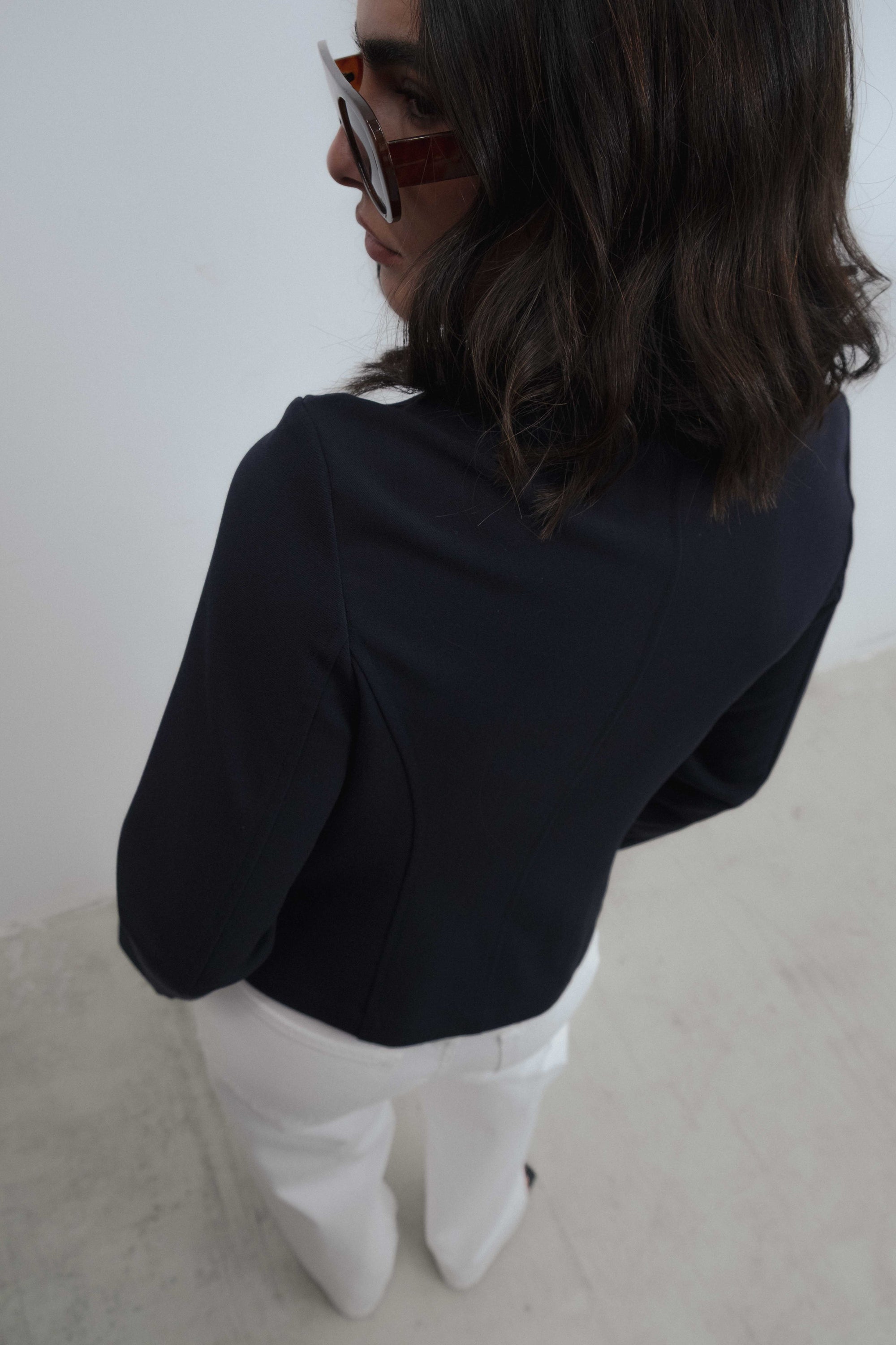 veste officier marine vue de dos
