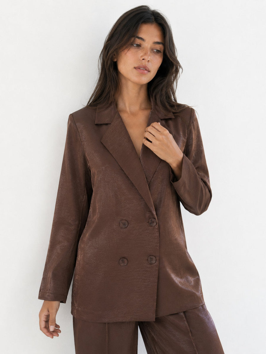 Veste marron croisée satinée face