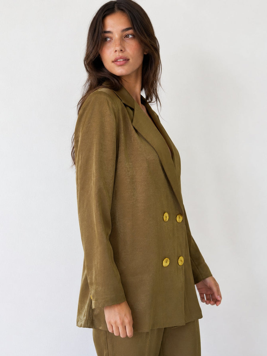 Veste kaki vue de profil