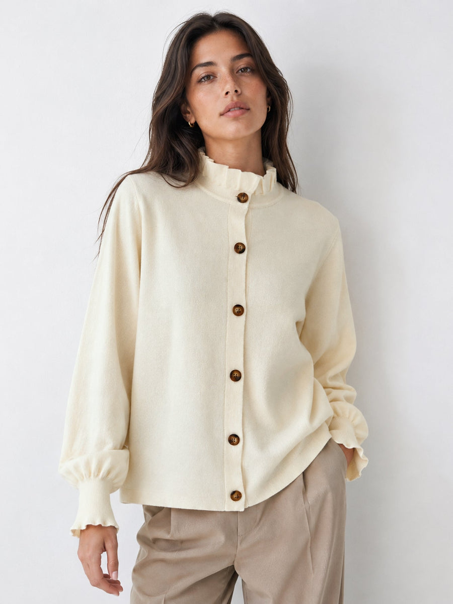 Cardigan boutonné beige col volanté