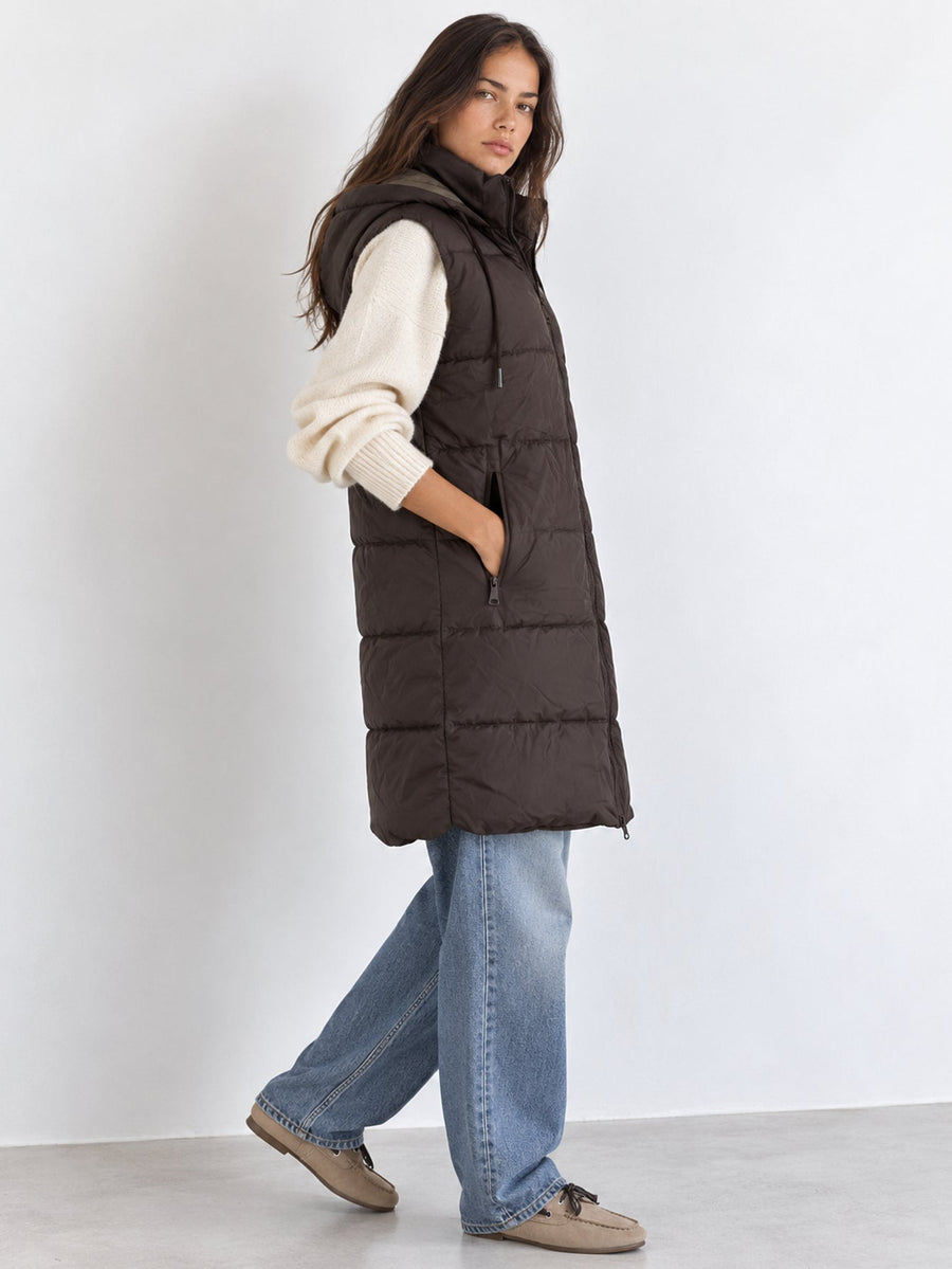 Profil du gilet matelassé long marron