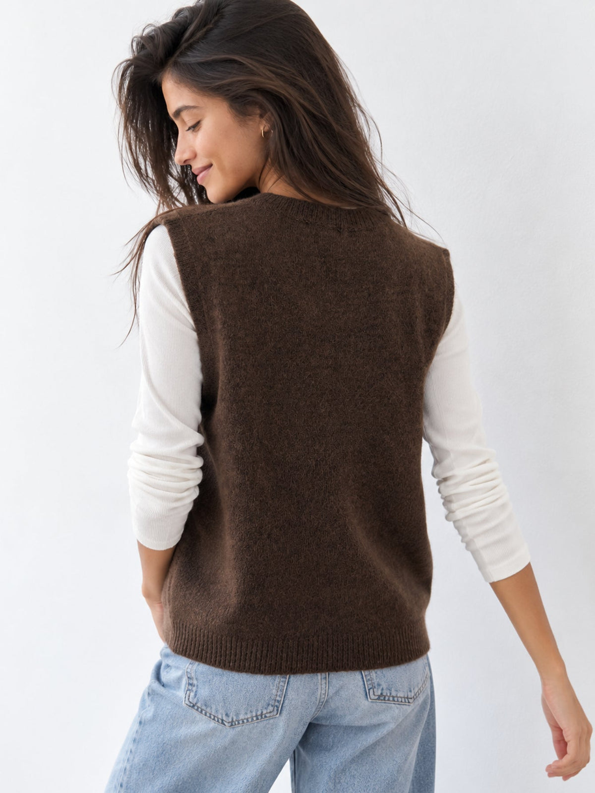 Gilet en maille marron dos