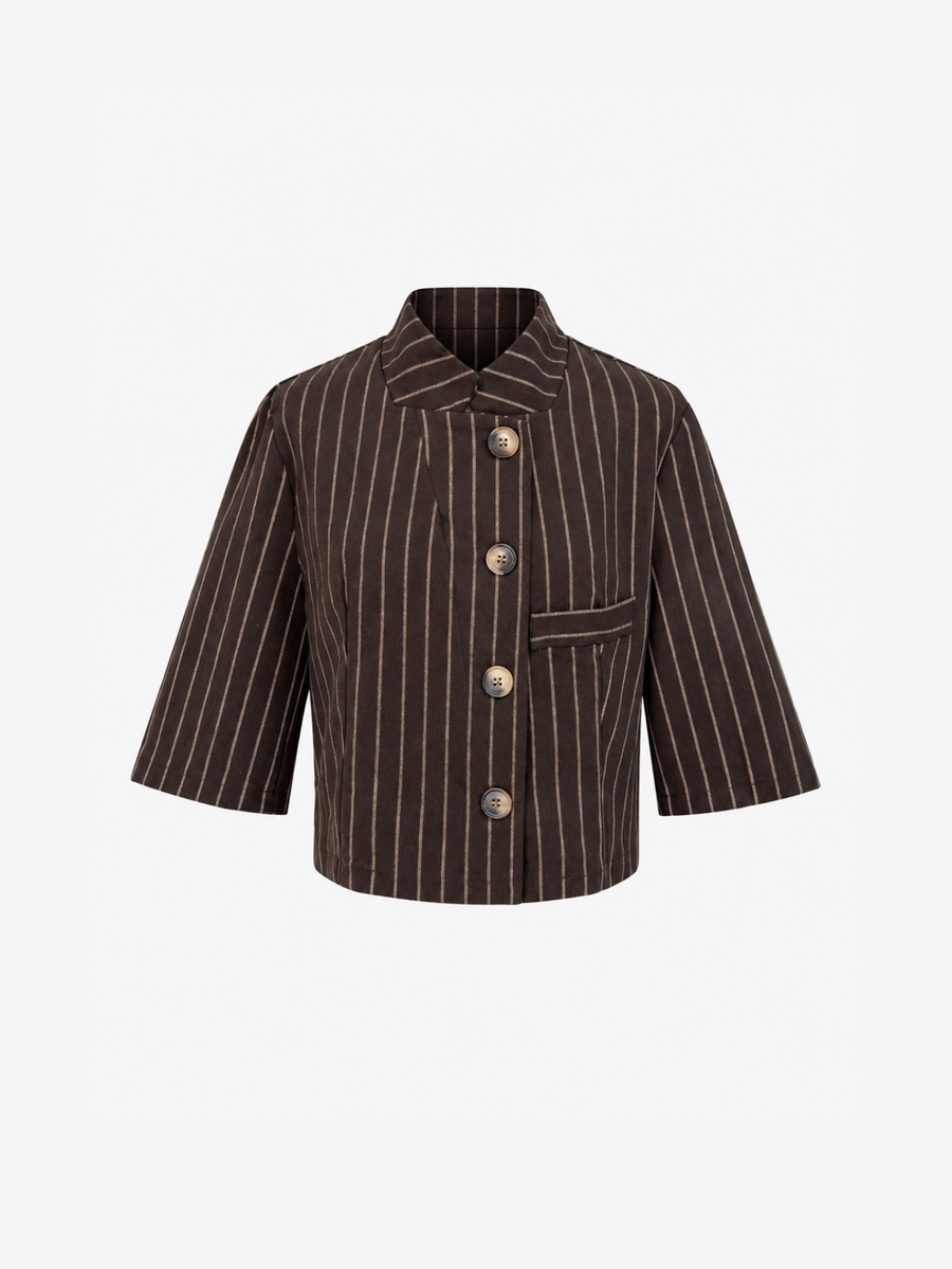 Veste rayée à manches courtes en coton mélangé marron présentée de face.