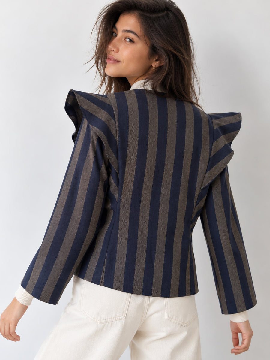 Veste rayée à volants en coton mélangé bleu nuit portée de dos.
