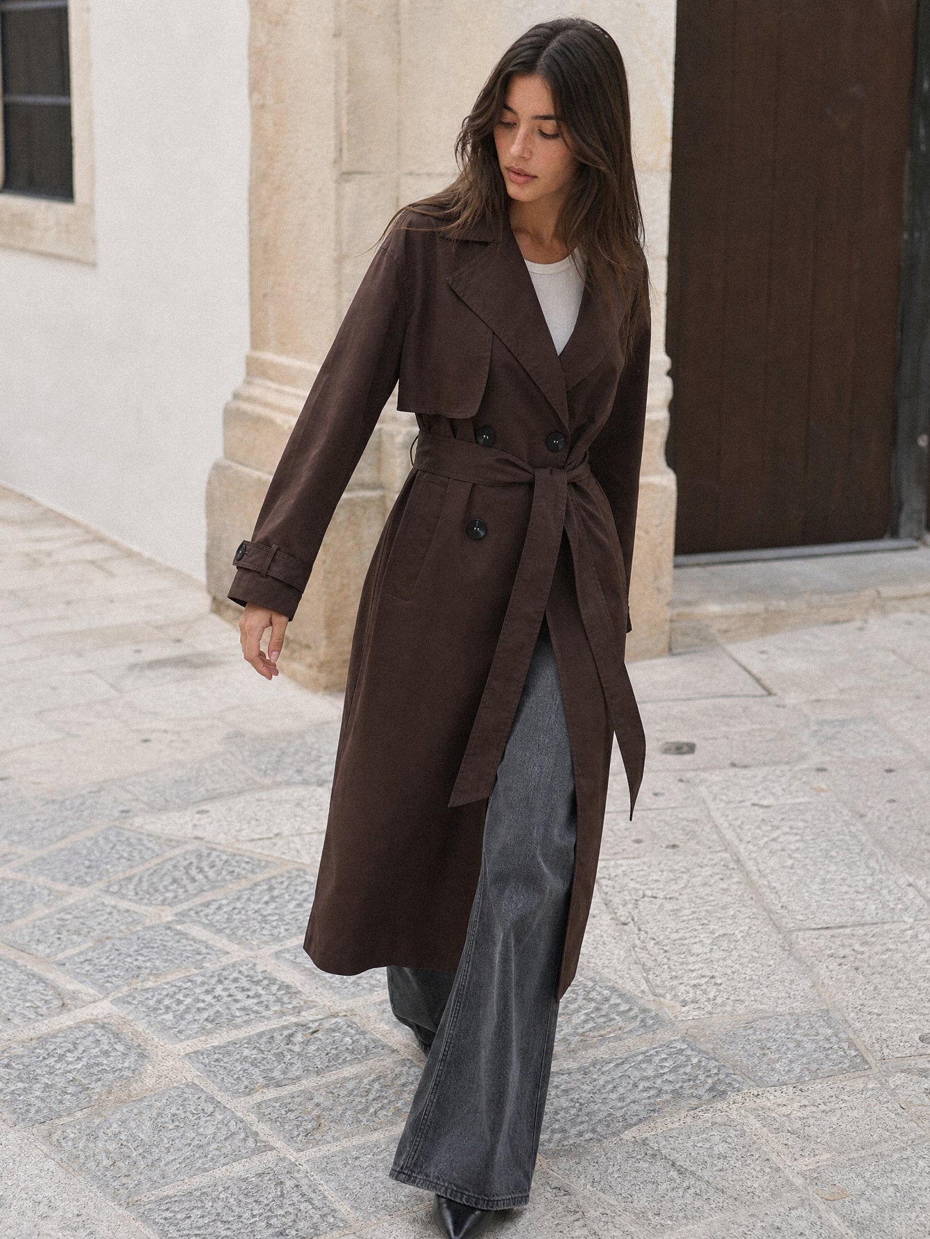 Trench long ceinturé marron