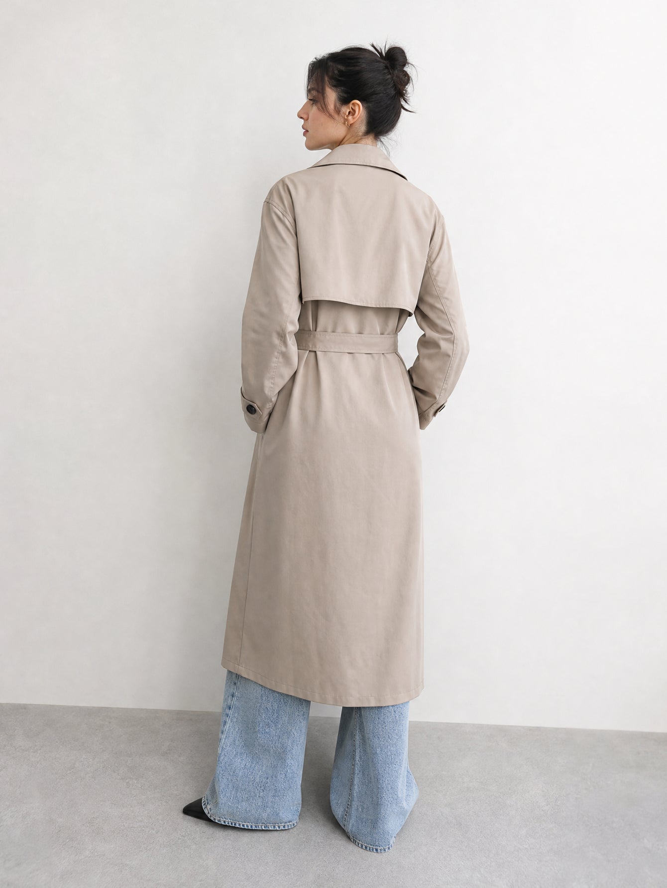 Trench long beige dos