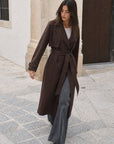 Trench long ceinturé marron